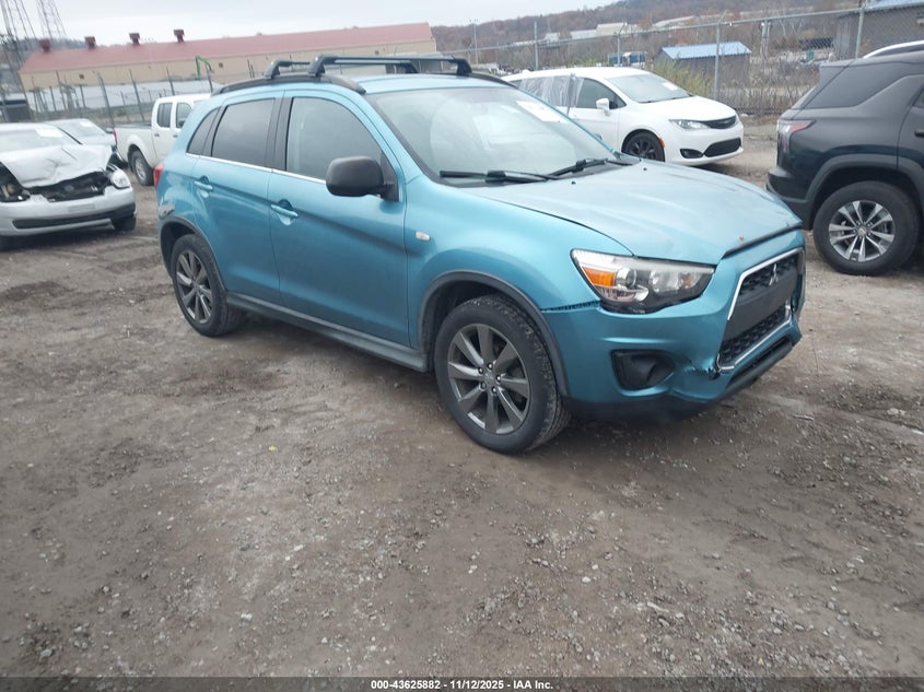 MITSUBISHI OUTLANDER SPORT LE
