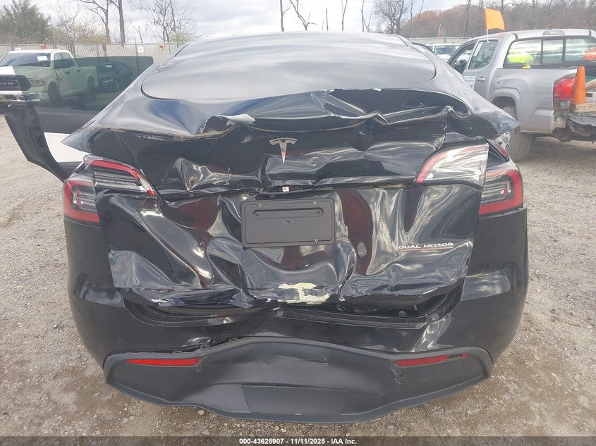 2021 Tesla Model Y Performance Dual Motor All-Wheel Drive VIN: 5YJYGDEF3MF246549 Lot: 43625907