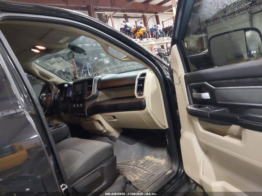 2021 RAM 2500 BIG HORN  4X4 8' BOX - 3C6UR5JL1MG508497