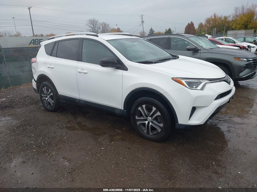 TOYOTA RAV4 LE