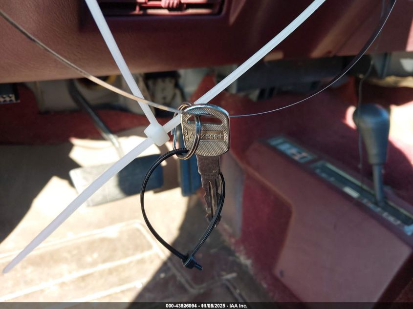 1995 Chevrolet Gmt-400 K1500 VIN: 1GCEK14K5SZ280112 Lot: 43626004