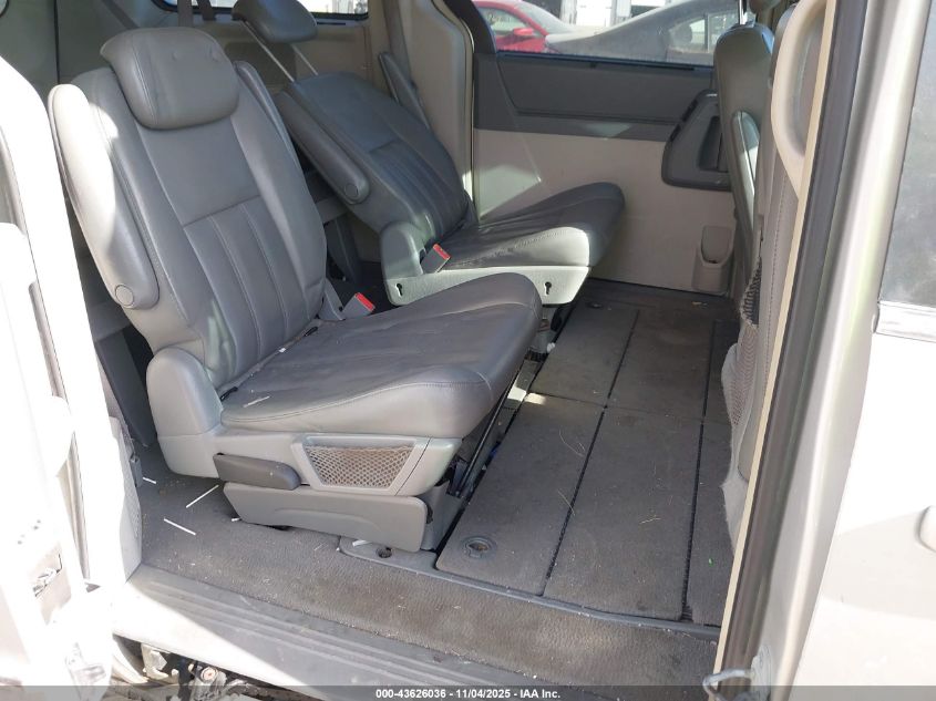 2010 Chrysler Town & Country Touring VIN: 2A4RR5D19AR463656 Lot: 43626036