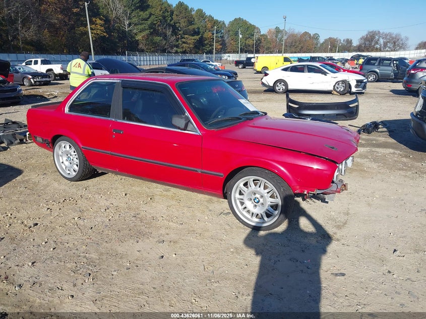 1985 BMW 325 E VIN: WBAAB5403F9509460 Lot: 43626061
