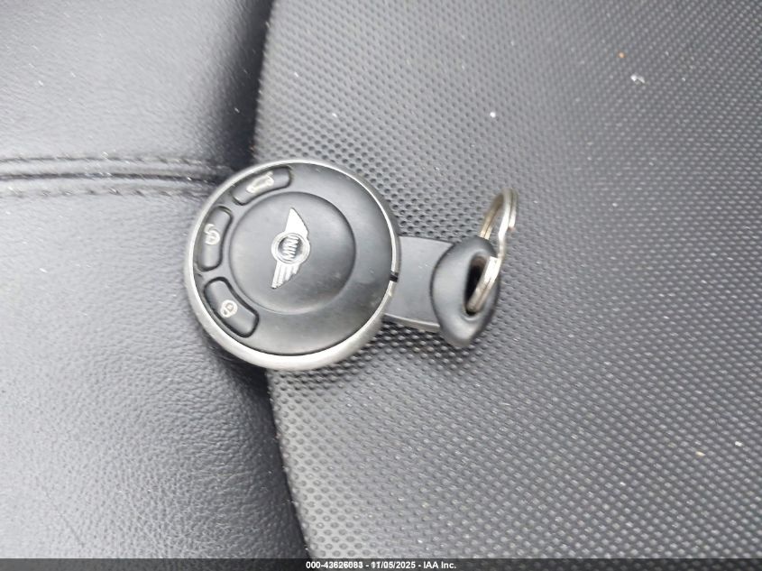 2016 Mini Countryman Cooper S VIN: WMWZC5C58GWU20371 Lot: 43626083