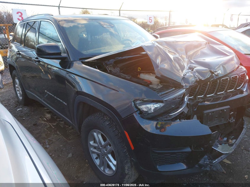 JEEP GRAND CHEROKEE LAREDO 4X4