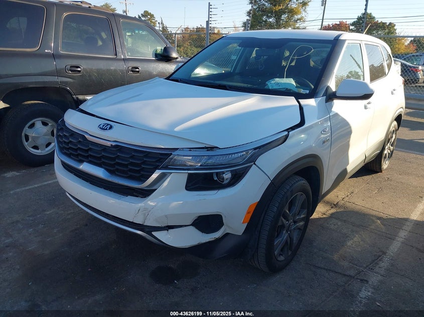 2021 Kia Seltos Lx VIN: KNDEPCAAXM7061069 Lot: 43626199