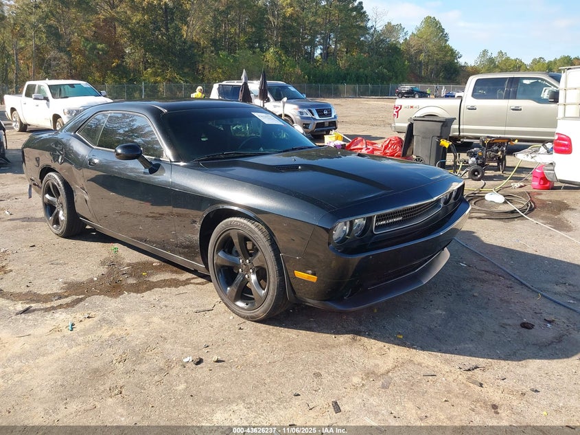 DODGE CHALLENGER SXT