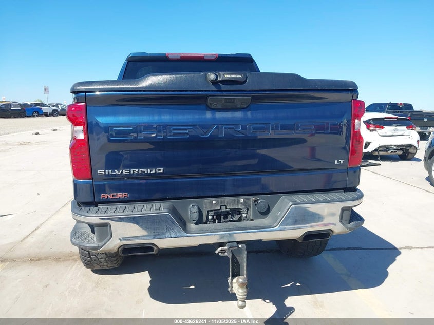 2023 CHEVROLET SILVERADO 1500 4WD  STANDARD BED LT 1GCUDDED6PZ101770