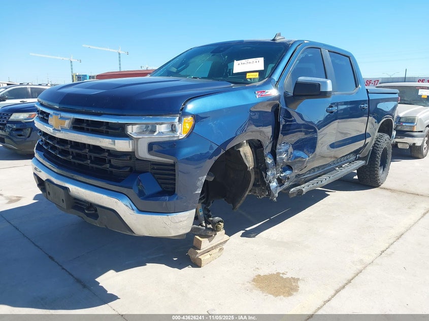 2023 CHEVROLET SILVERADO 1500 4WD  STANDARD BED LT 1GCUDDED6PZ101770