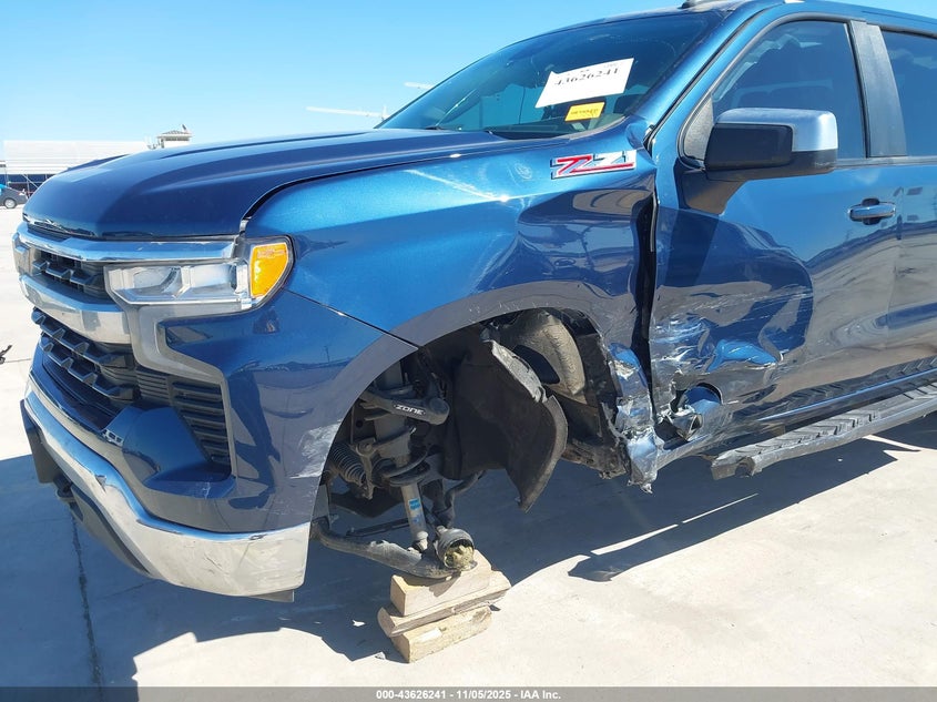 2023 CHEVROLET SILVERADO 1500 4WD  STANDARD BED LT 1GCUDDED6PZ101770