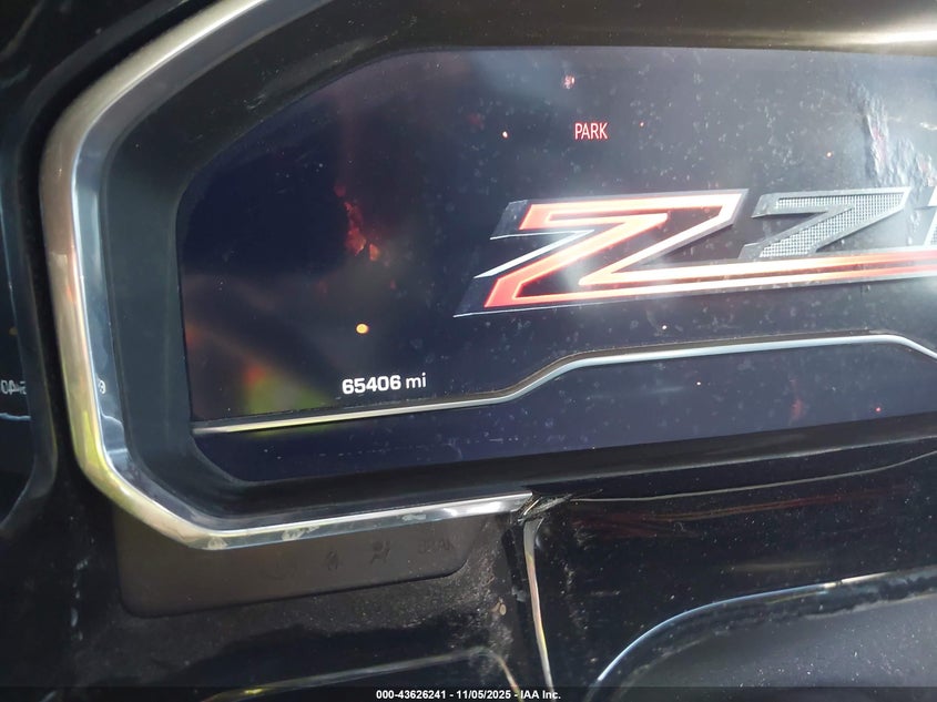 2023 CHEVROLET SILVERADO 1500 4WD  STANDARD BED LT 1GCUDDED6PZ101770