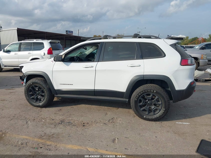 2020 Jeep Cherokee Trailhawk 4X4 VIN: 1C4PJMBX4LD510748 Lot: 43626261