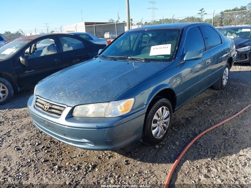4T1BG22K3YU734338 2000 TOYOTA CAMRY photo no. 2