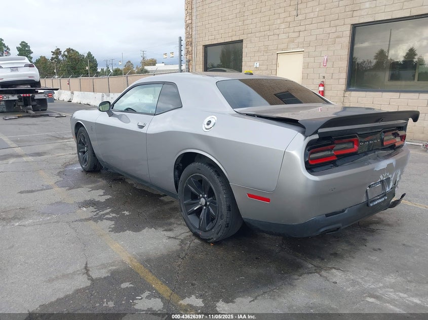 2C3CDZAG0GH221187 2016 DODGE CHALLENGER photo no. 3