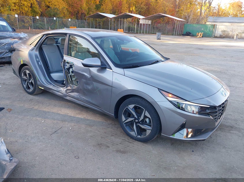 HYUNDAI ELANTRA LIMITED