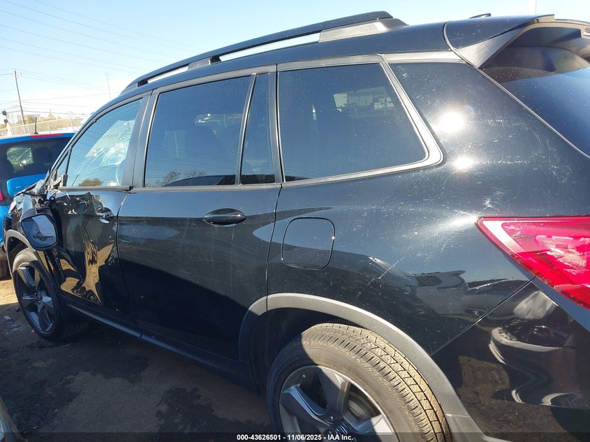 2019 HONDA PASSPORT TOURING 5FNYF8H91KB028784