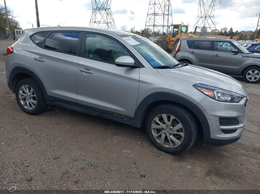 HYUNDAI TUCSON SE