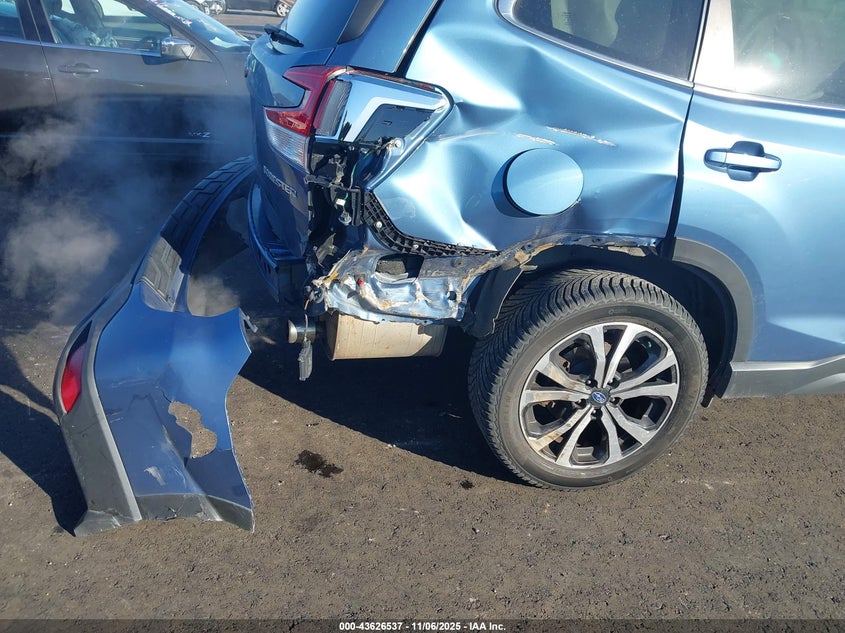 2019 SUBARU FORESTER LIMITED - JF2SKASC4KH505495