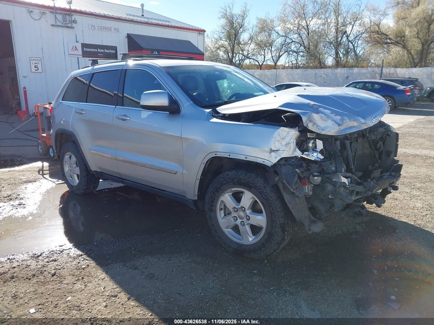 JEEP GRAND CHEROKEE LAREDO