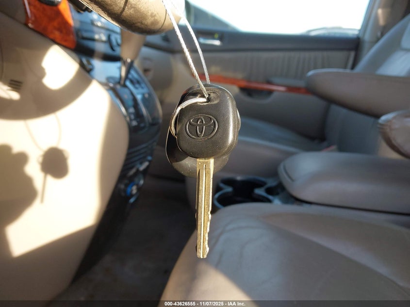 5TDZK22C59S255631 2009 TOYOTA SIENNA photo no. 11