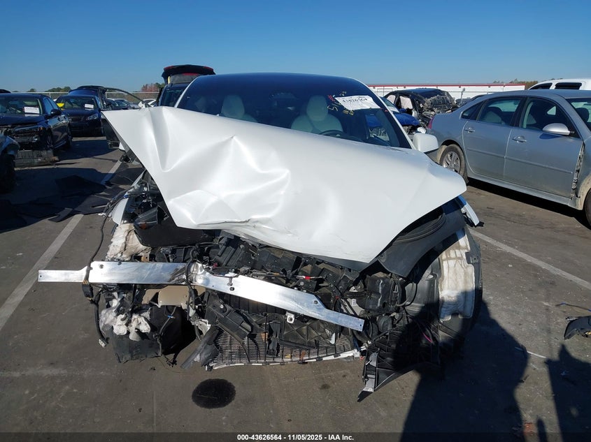 2023 Tesla Model X Plaid Tri Motor All-Wheel Drive VIN: 7SAXCBE66PF428863 Lot: 43626564