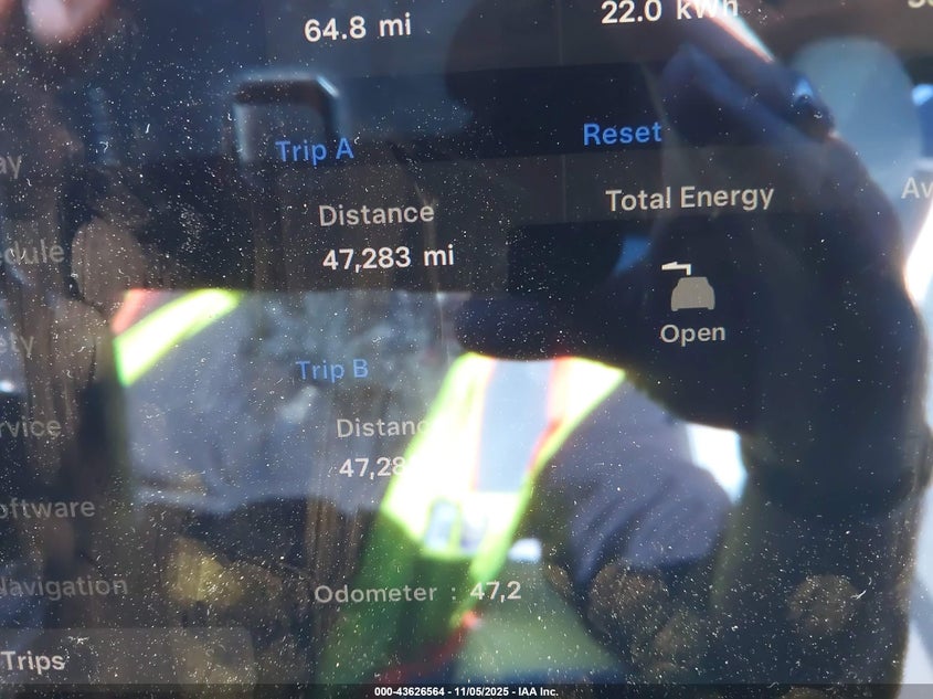 2023 Tesla Model X Plaid Tri Motor All-Wheel Drive VIN: 7SAXCBE66PF428863 Lot: 43626564