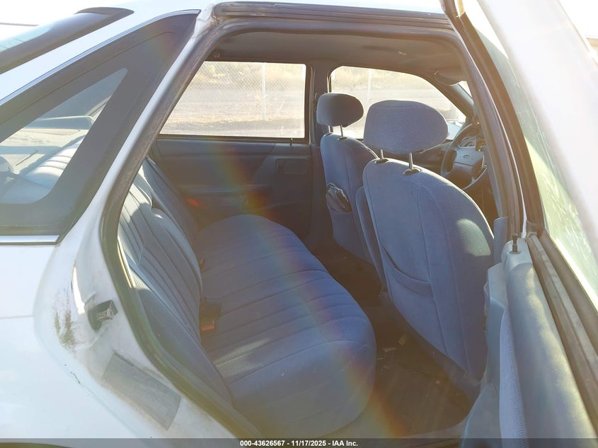 1995 Ford Taurus Gl/Se VIN: 1FALP52U4SA124572 Lot: 43626567