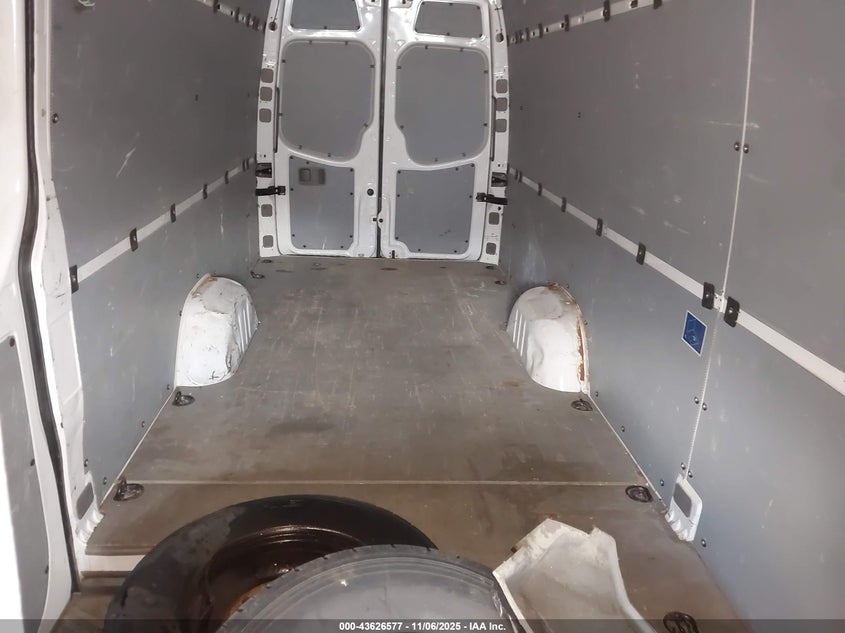 2015 Mercedes-Benz Sprinter 2500 High Roof VIN: WD3PE8DC2F5989833 Lot: 43626577