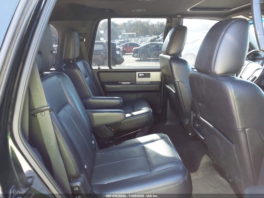 2016 FORD EXPEDITION XLT 1FMJU1HT9GEF55938