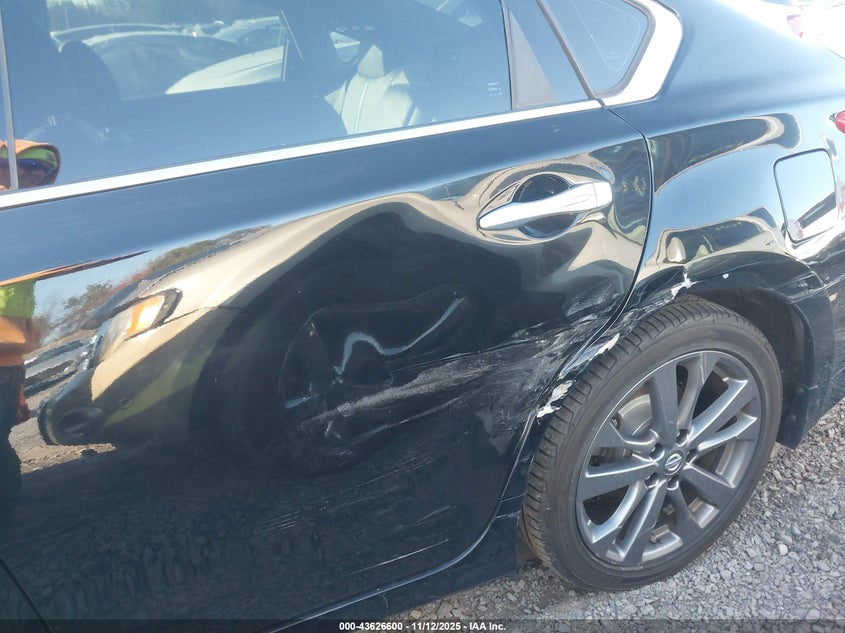 1N4AL3AP0JC145618 2018 NISSAN ALTIMA photo no. 6