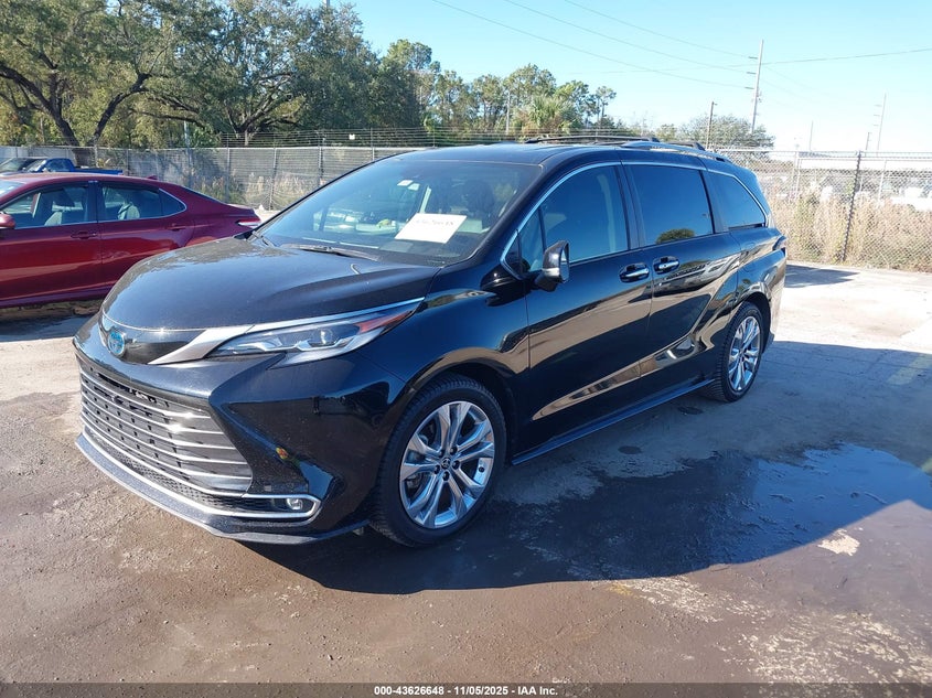 2022 TOYOTA SIENNA PLATINUM 5TDERKEC9NS087329