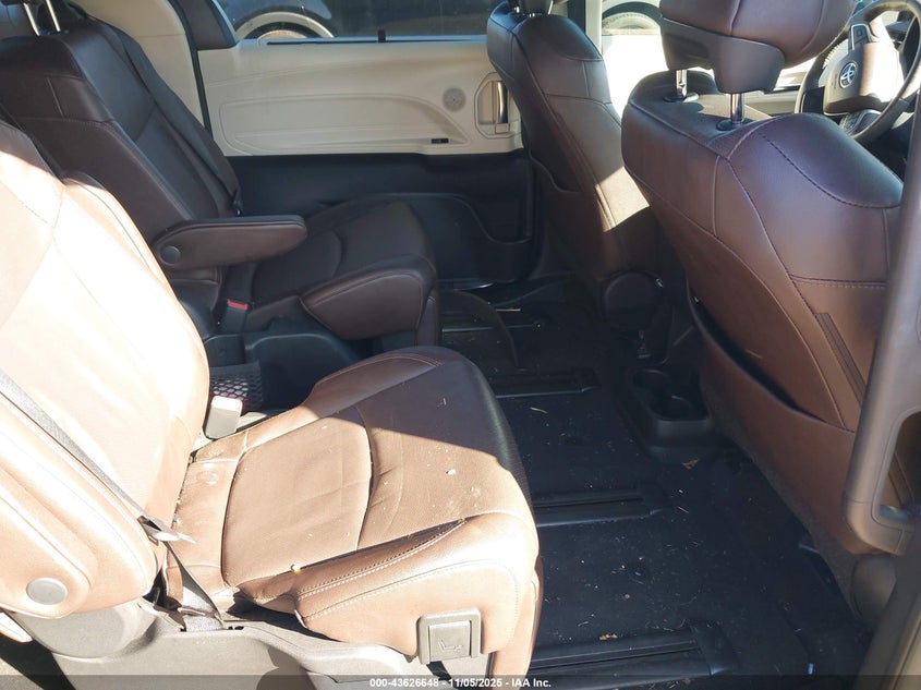 2022 TOYOTA SIENNA PLATINUM 5TDERKEC9NS087329