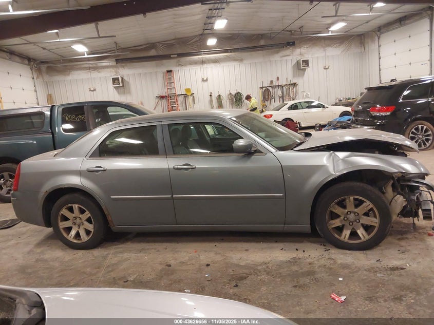 2007 Chrysler 300 Touring VIN: 2C3KA53G87H799595 Lot: 43626656