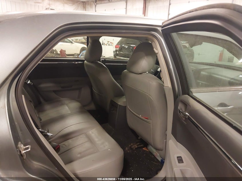 2007 Chrysler 300 Touring VIN: 2C3KA53G87H799595 Lot: 43626656