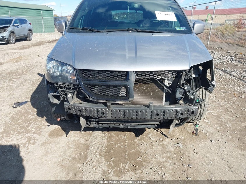 2018 Dodge Grand Caravan Sxt VIN: 2C4RDGCG8JR190652 Lot: 43626667