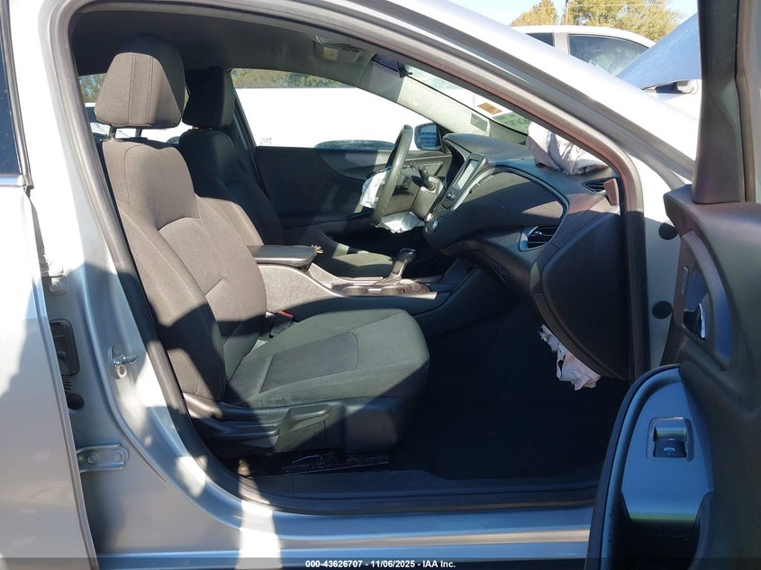 2018 CHEVROLET MALIBU 1LS 1G1ZB5ST1JF148221