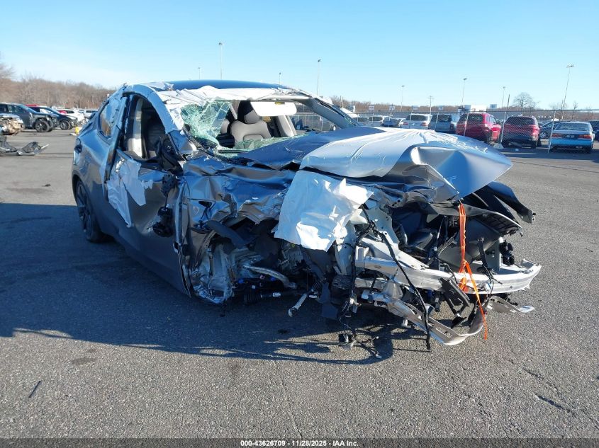 TESLA MODEL Y LONG RANGE DUAL MOTOR ALL-WHEEL DRIVE