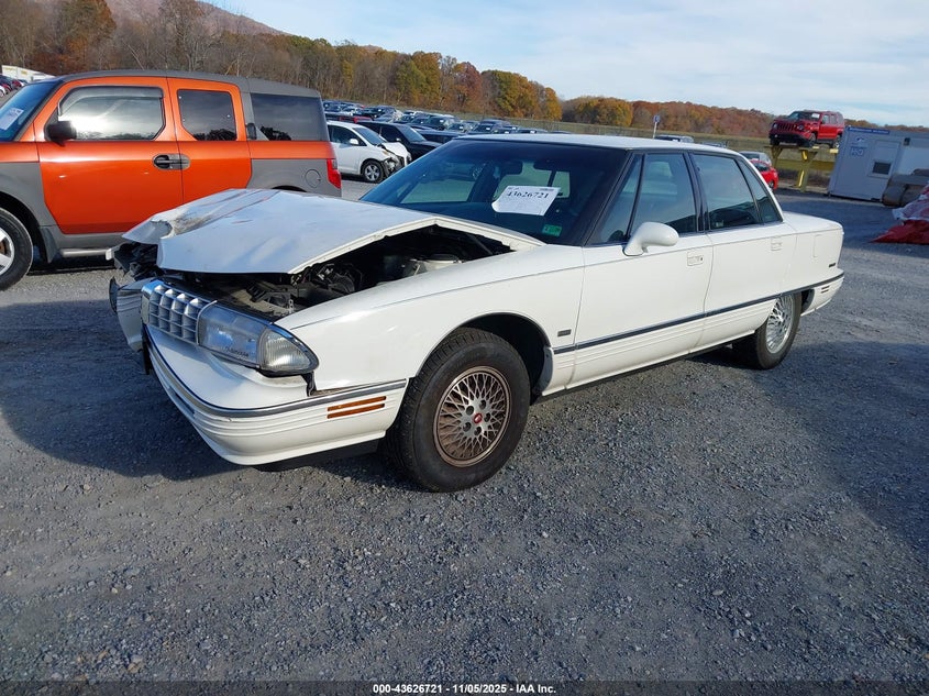 1G3CX53L8P4307463 1993 OLDSMOBILE 98 photo no. 2