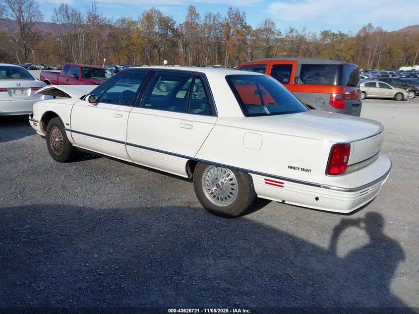 1G3CX53L8P4307463 1993 OLDSMOBILE 98 photo no. 3