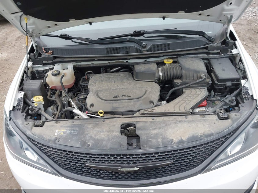 2019 Chrysler Pacifica Touring Plus VIN: 2C4RC1FG7KR506135 Lot: 43626733