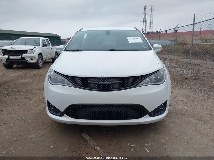 2019 Chrysler Pacifica Touring Plus VIN: 2C4RC1FG7KR506135 Lot: 43626733