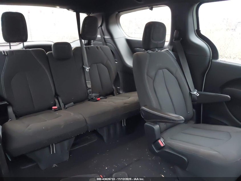 2019 Chrysler Pacifica Touring Plus VIN: 2C4RC1FG7KR506135 Lot: 43626733