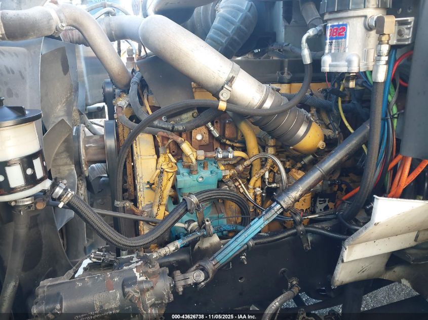 2006 International 9200 9200I VIN: 2HSCESBR66C336685 Lot: 43626738