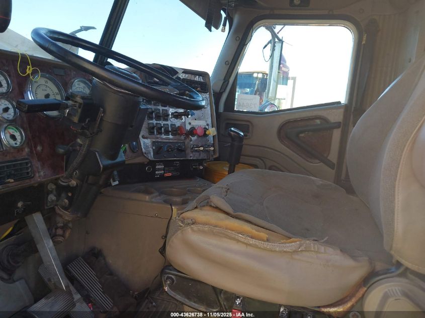 2006 International 9200 9200I VIN: 2HSCESBR66C336685 Lot: 43626738