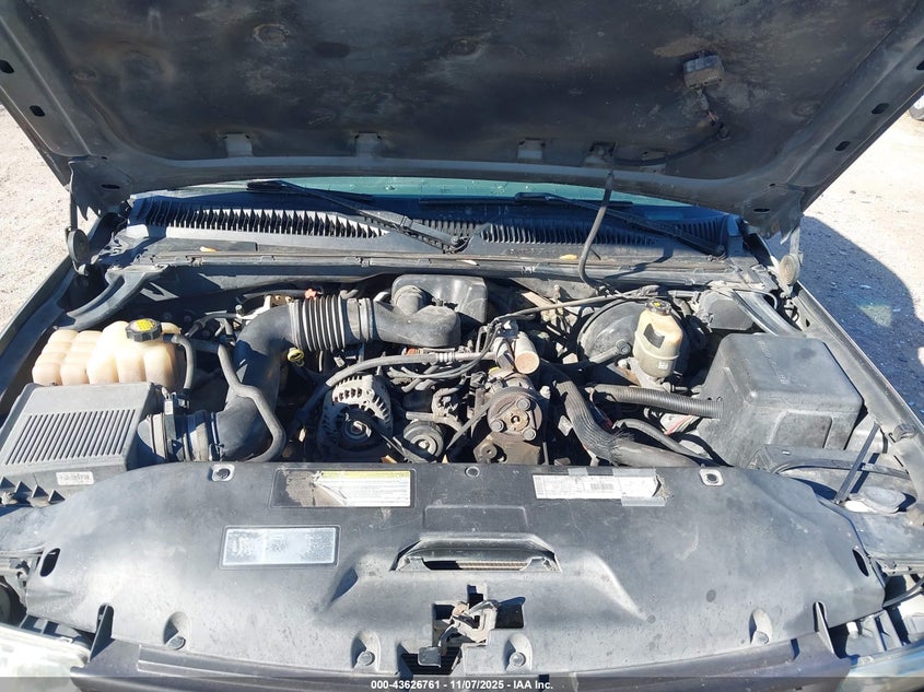 2GCEC19W611212627 2001 CHEVROLET SILVERADO photo no. 10