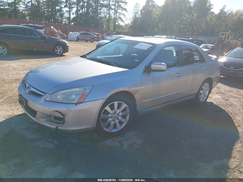 1HGCM66807A057886 2007 HONDA ACCORD photo no. 2