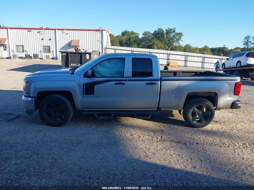 2018 CHEVROLET SILVERADO 1500 CUSTOM - 1GCRCPEC8JZ117591