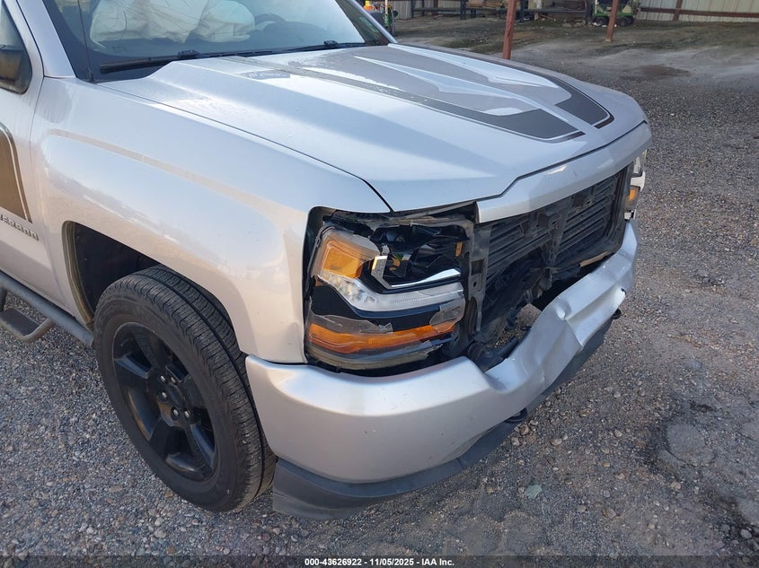 2018 CHEVROLET SILVERADO 1500 CUSTOM - 1GCRCPEC8JZ117591
