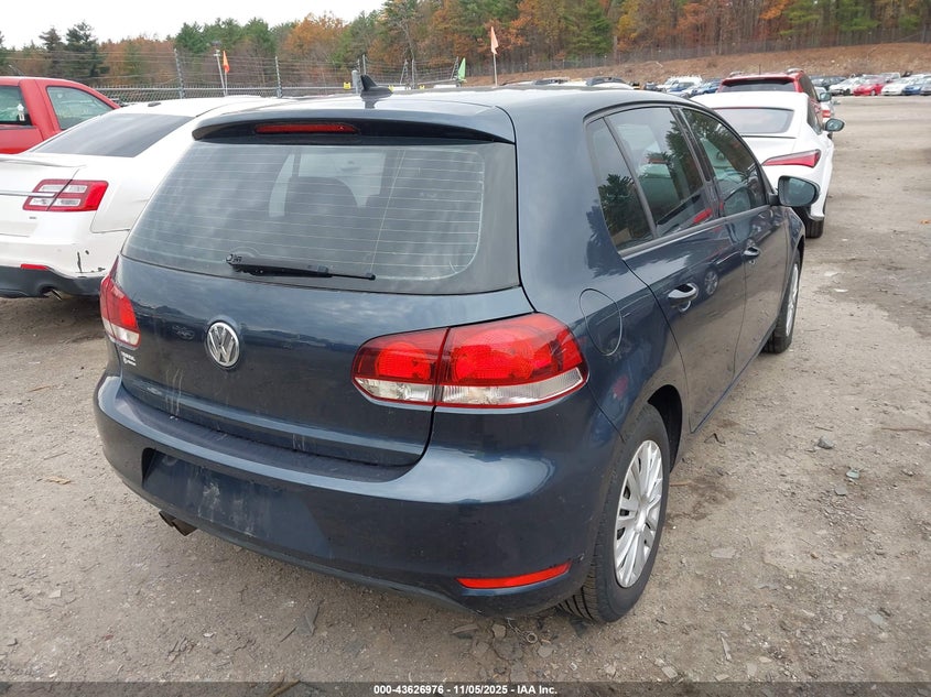 2014 VOLKSWAGEN GOLF 2.5L - WVWDB7AJ9EW006850