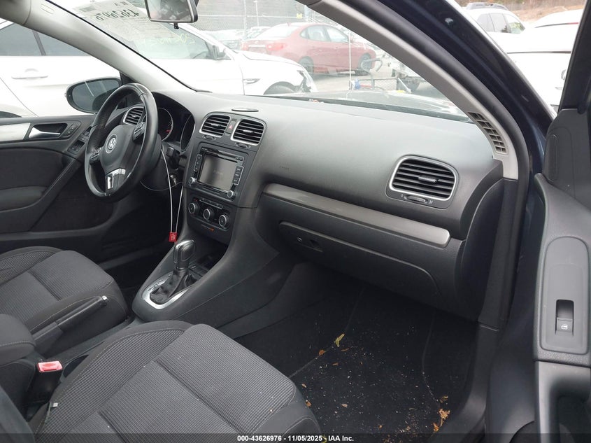 2014 VOLKSWAGEN GOLF 2.5L - WVWDB7AJ9EW006850